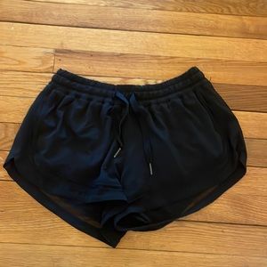 Lulu lemon mesh trim running shorts
